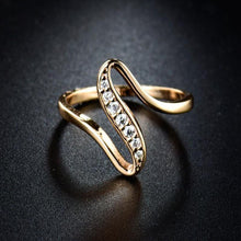Load image into Gallery viewer, Vintage Lady Ring - SexyBling