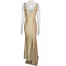 Load image into Gallery viewer, Fishtail Maxi Dress - SexyBling