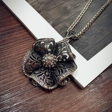 Load image into Gallery viewer, Floral Long Chain Pendant Necklace - SexyBling