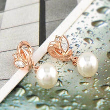 Load image into Gallery viewer, Flower Pearl Drop Earrings - SexyBling