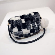 Load image into Gallery viewer, Fur Evening Clutch Purse