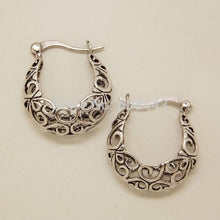Load image into Gallery viewer, Hollow Plant Hoop Earrings - SexyBling