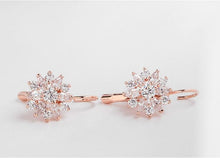 Load image into Gallery viewer, Brilliant Flower Stud Earrings - SexyBling