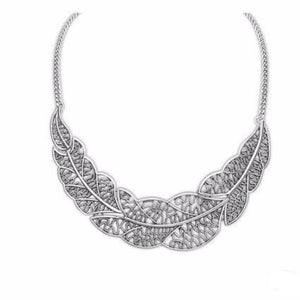 Leaf Design Collar Necklace - SexyBling