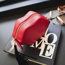 Load image into Gallery viewer, Lip Shaped Leather Purse