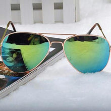 Load image into Gallery viewer, Metal Frame Pilot Sunglasses - SexyBling