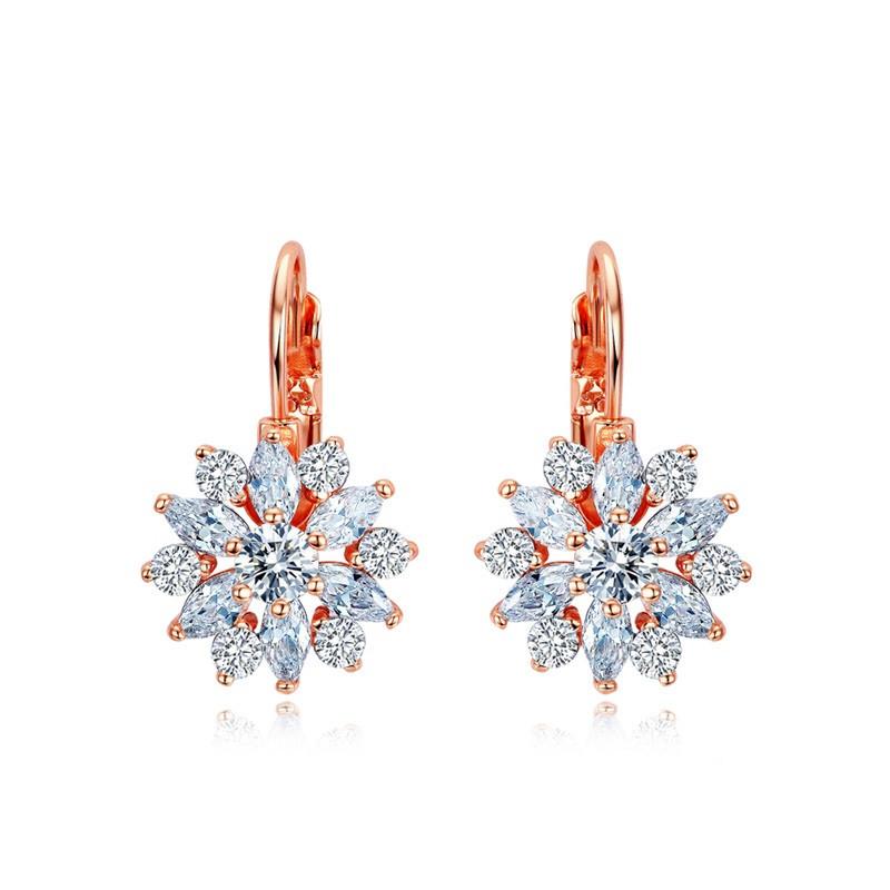 Brilliant Flower Stud Earrings - SexyBling
