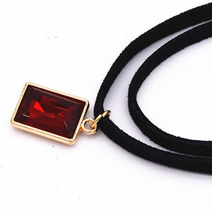 Stylish Rhinestone Pendants Chokers Necklace - SexyBling
