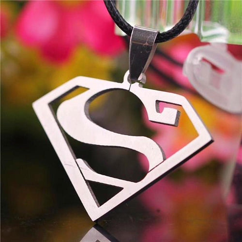 Superman Pendant Necklace - SexyBling