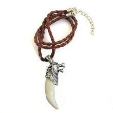 Load image into Gallery viewer, Wolf Head Pendant With Fang - SexyBling