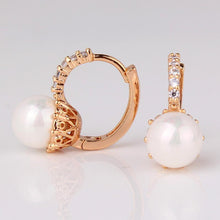 Load image into Gallery viewer, Crystal Hoop Pearl Earrings - SexyBling