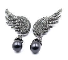 Load image into Gallery viewer, Simulated Pearl Wing Earrings - SexyBling