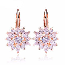 Load image into Gallery viewer, Gold Flower Stud Earrings - SexyBling