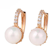 Load image into Gallery viewer, Crystal Hoop Pearl Earrings - SexyBling