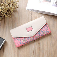 Load image into Gallery viewer, Floral "LOVE'S" Stitched Wallet - SexyBling