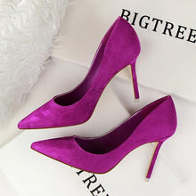 Load image into Gallery viewer, Classic Suede Flock Slim Pump - SexyBling