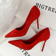 Load image into Gallery viewer, Classic Suede Flock Slim Pump - SexyBling