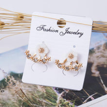 Load image into Gallery viewer, Crystal Stud Earrings - SexyBling