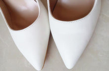 Load image into Gallery viewer, Pointed Stilletos - SexyBling