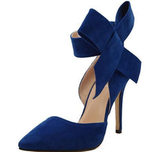 Load image into Gallery viewer, Bow Tie Plus Size Pumps - SexyBling