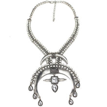 Load image into Gallery viewer, Heavy Vintage Choker Necklace - SexyBling