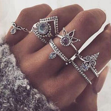 Load image into Gallery viewer, Lucky Stackable Midi Rings - SexyBling