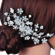 Load image into Gallery viewer, Romantic Crystal Pearl Flower HairPin - SexyBling
