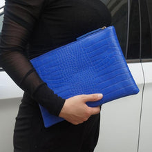 Load image into Gallery viewer, Cute Crocodile Evening Clutch - SexyBling