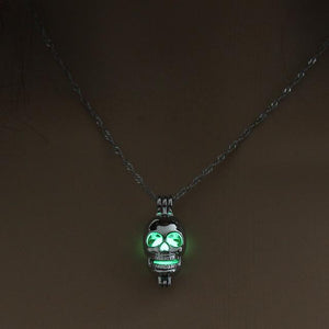Skull Glow In The Dark Necklace
